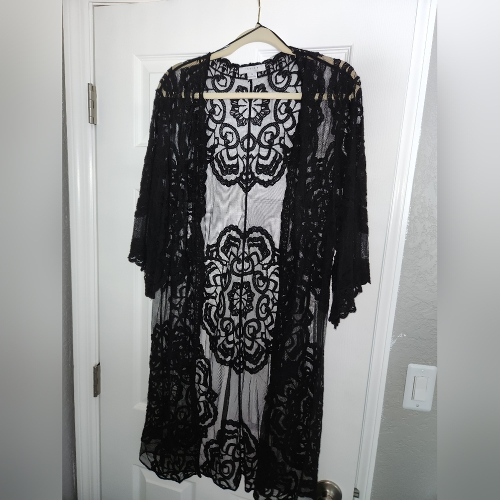 Black Lace Kimono